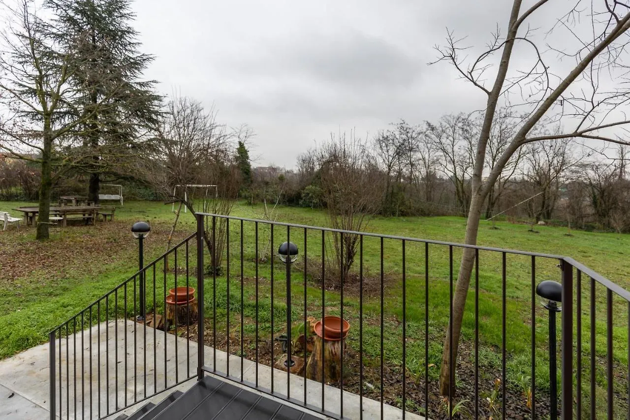 Vila Casa Con Giardino A Borgo Panigale Boloňa 0*,  Itálie